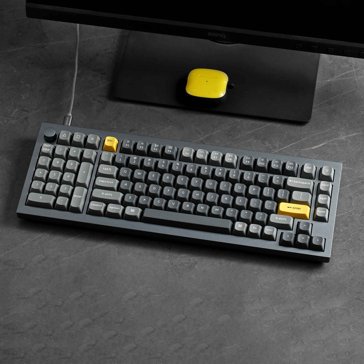 Keychron Q12 QMK VIA southpaw custom mechanical keyboard 96 percent full aluminum frame for Mac Window Linux Camera Shot Photo